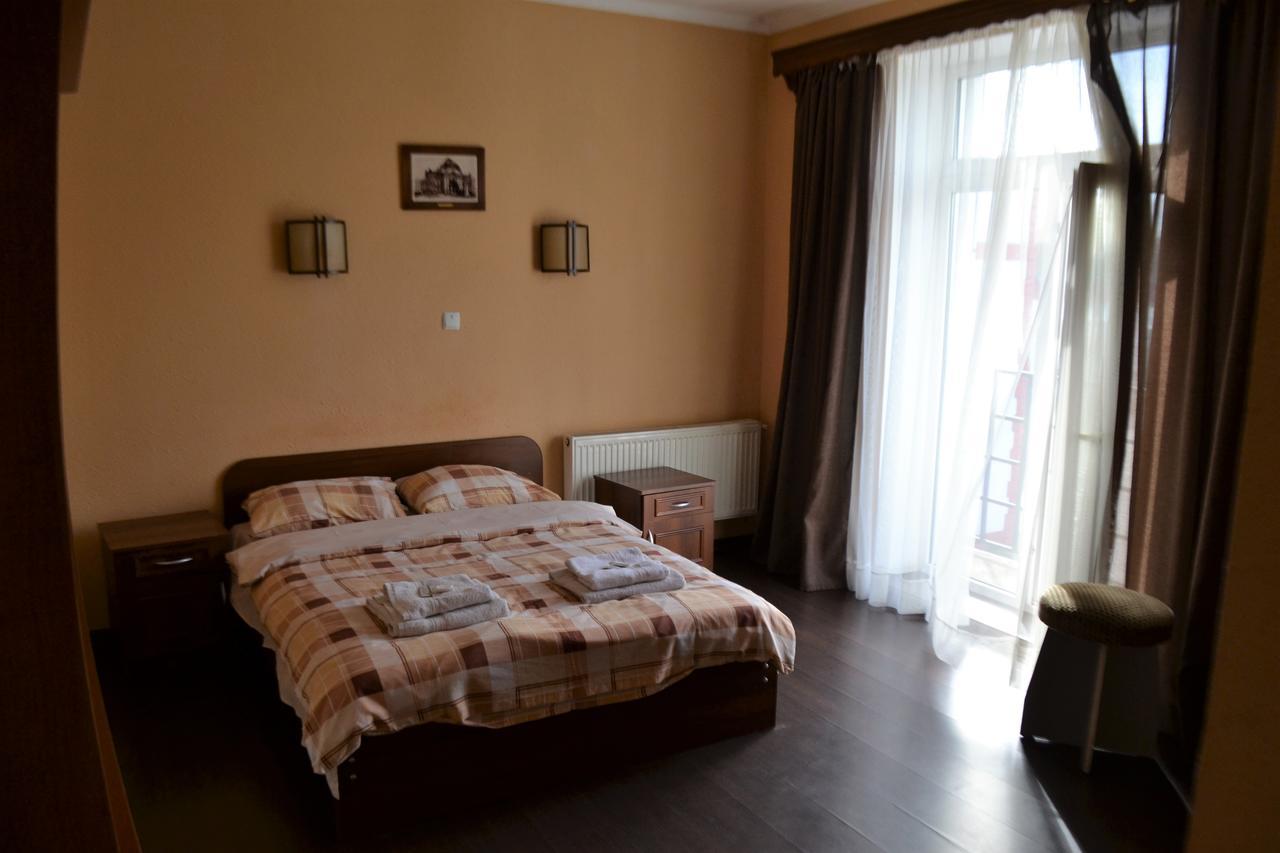 Kalina Motel Chernivtsi Luaran gambar